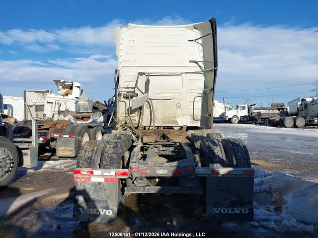 4V4NC9EH3PN325954 Volvo VNL