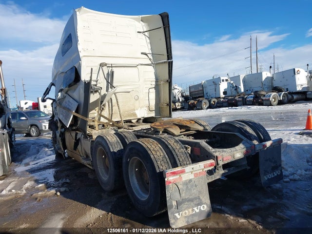 4V4NC9EH3PN325954 Volvo VNL