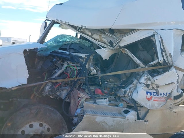 4V4NC9EH3PN325954 Volvo VNL