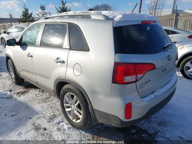5XYKTCA68FG605262 KIA Sorento