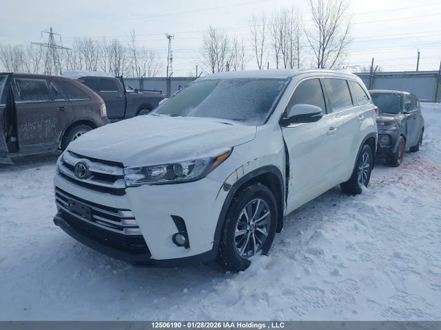 5TDJZRFH6HS515461 Toyota Highlander Xle
