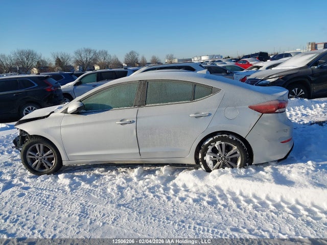 KMHD84LF3HU153215 Hyundai Elantra Se/value/limited