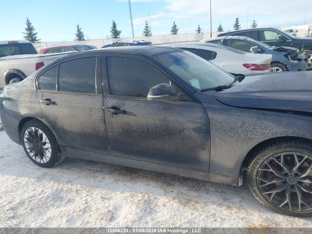 BMW 320i Xdrive 2016 WBA8A3C57GK689085 Image 13