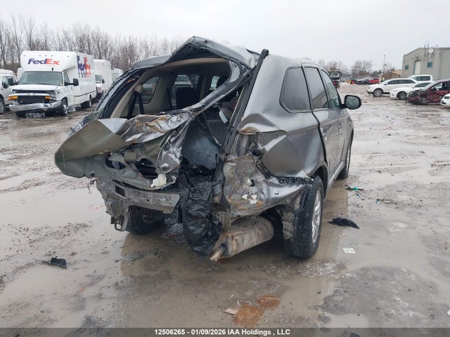 12506265 :رقم المزاد ، JA4AZ2A32LZ604027 vin ، 2020 Mitsubishi Outlander Es مزاد بيع