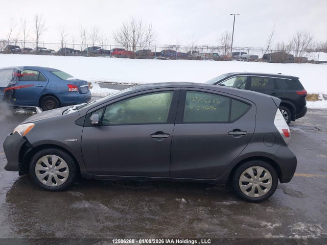 12506268 :رقم المزاد ، JTDKDTB3XC1010295 vin ، 2012 Toyota Prius C مزاد بيع