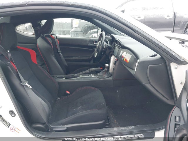 JF1ZNAA18G8700615 Scion Fr-s Release Series 2.0