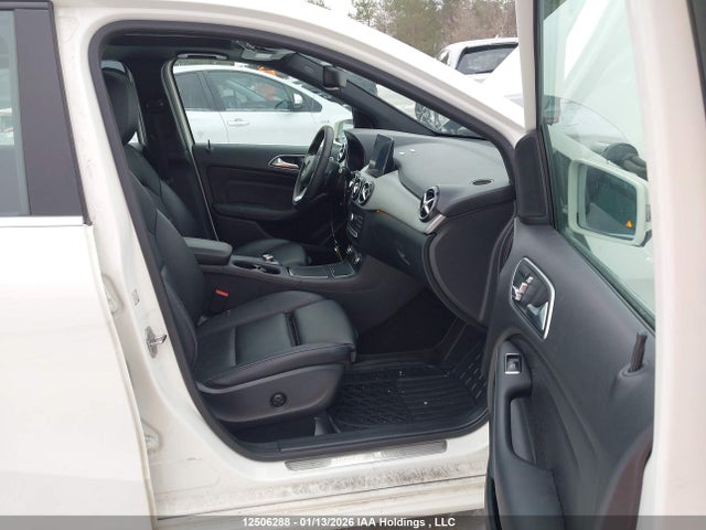 WDDMH4GB0JJ468370 Mercedes-Benz B-Class