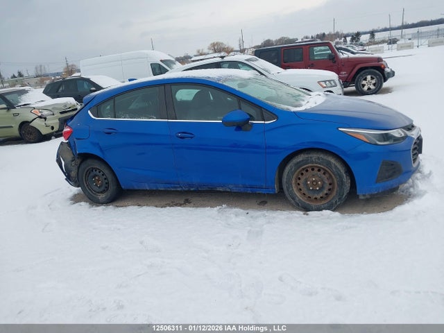 12506311 :رقم المزاد ، 3G1BE6SM3KS557048 vin ، 2019 Chevrolet Cruze Lt مزاد بيع