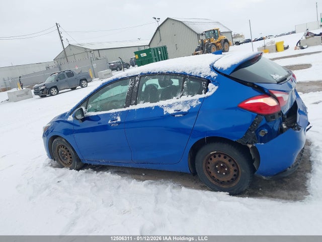 12506311 :رقم المزاد ، 3G1BE6SM3KS557048 vin ، 2019 Chevrolet Cruze Lt مزاد بيع