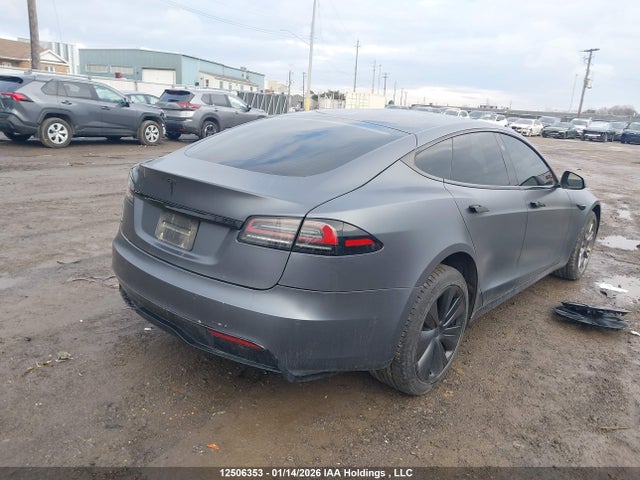 12506353 :رقم المزاد ، 5YJSA1E58NF479034 vin ، 2022 Tesla Model S مزاد بيع