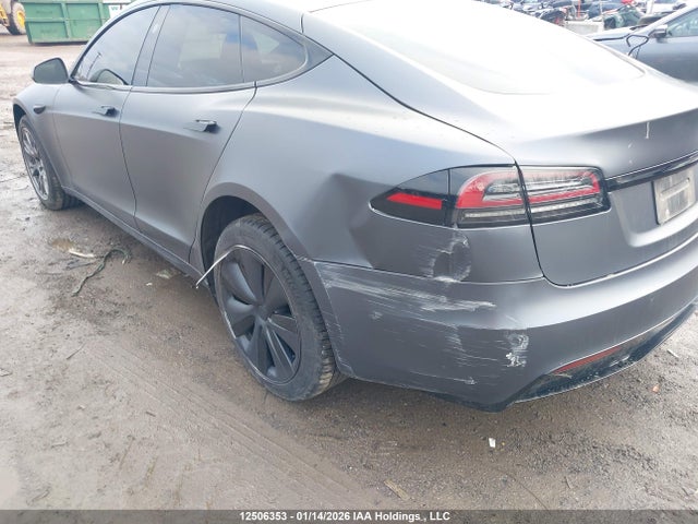 12506353 :رقم المزاد ، 5YJSA1E58NF479034 vin ، 2022 Tesla Model S مزاد بيع