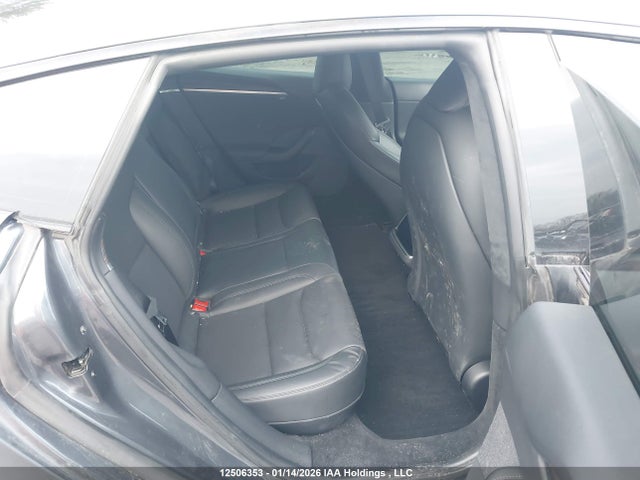 12506353 :رقم المزاد ، 5YJSA1E58NF479034 vin ، 2022 Tesla Model S مزاد بيع