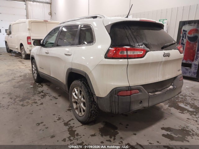 1C4PJLCB9EW246429 Jeep Cherokee North