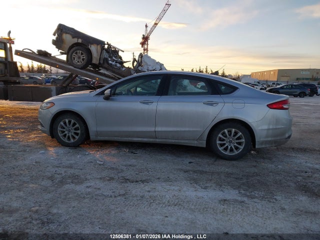 3FA6P0G78HR352561 Ford FUSION S