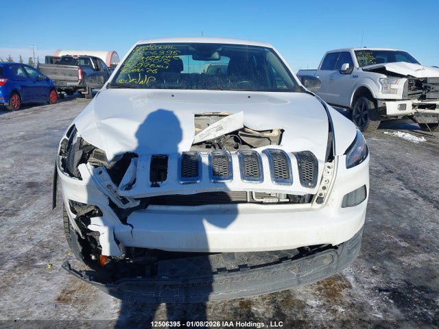 1C4PJMAB7JD530012 Jeep Cherokee Sport