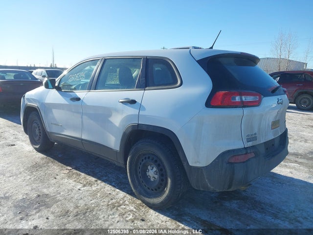 1C4PJMAB7JD530012 Jeep Cherokee Sport