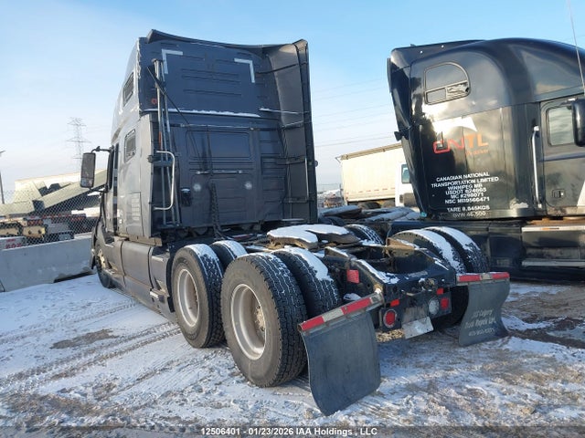 4V4NC9EH8MN279405 Volvo VNL