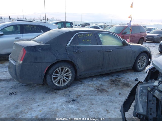 12506405 :رقم المزاد ، 2C3CCAAG5HH603382 vin ، 2017 Chrysler 300 Limited مزاد بيع