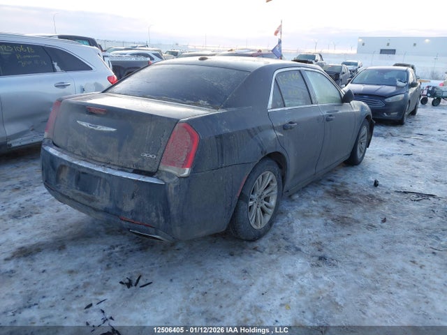 12506405 :رقم المزاد ، 2C3CCAAG5HH603382 vin ، 2017 Chrysler 300 Limited مزاد بيع