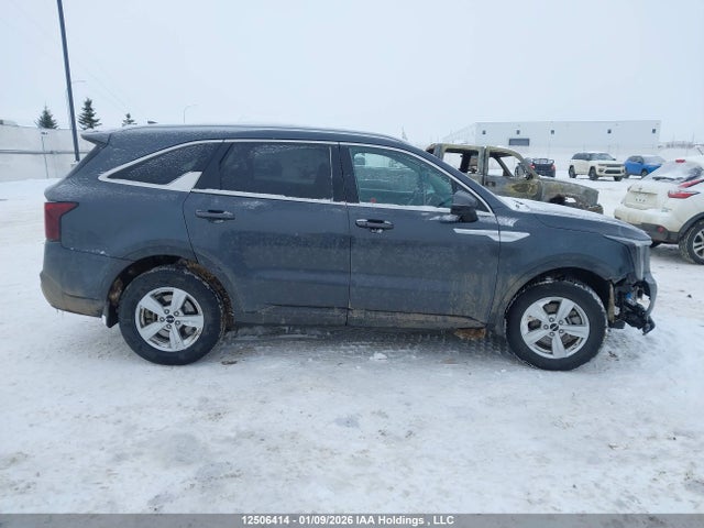5XYRGDJC7SG318472 KIA SORENTO LX