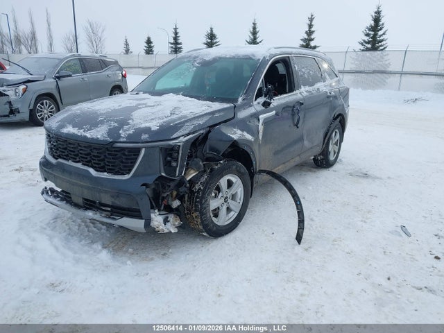 5XYRGDJC7SG318472 KIA SORENTO LX