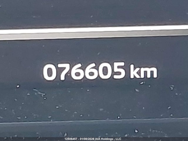 JA4T5TA92PZ620720 Mitsubishi Outlander Es