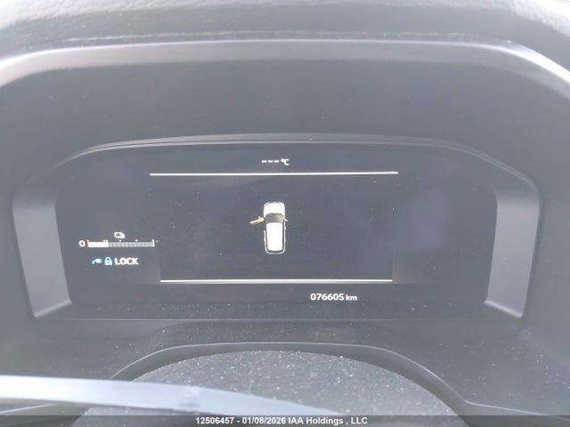 JA4T5TA92PZ620720 Mitsubishi Outlander Es