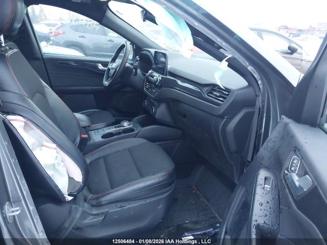 2025 Ford Escape მანქანა იყიდება აუქციონზე, vin: 1FMCU9NA3SUA38658, აუქციონის ნომერი: 12506484