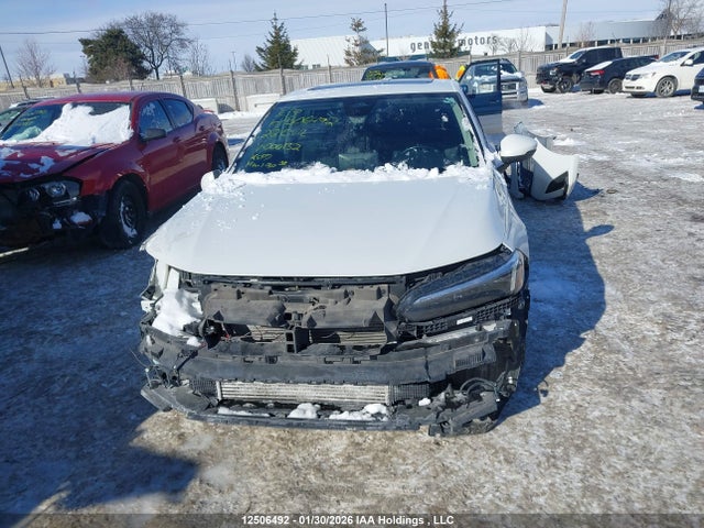 2HGFE1F9XNH000132 Honda Civic Touring
