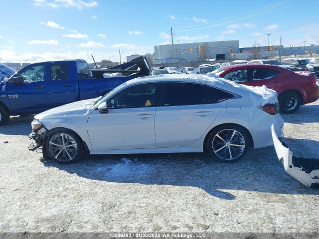 2HGFE1F9XNH000132 Honda Civic Touring