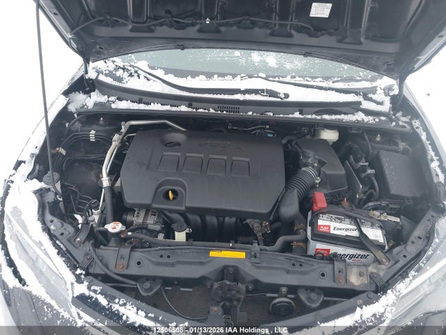 2T1BURHE9JC105872 Toyota COROLLA LE