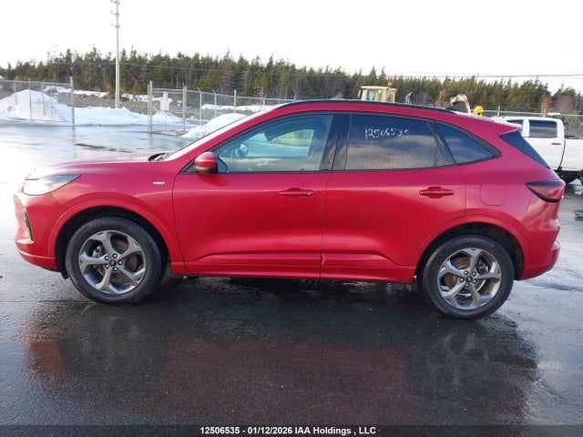 1FMCU9NAXPUA17555 Ford Escape St-line Select
