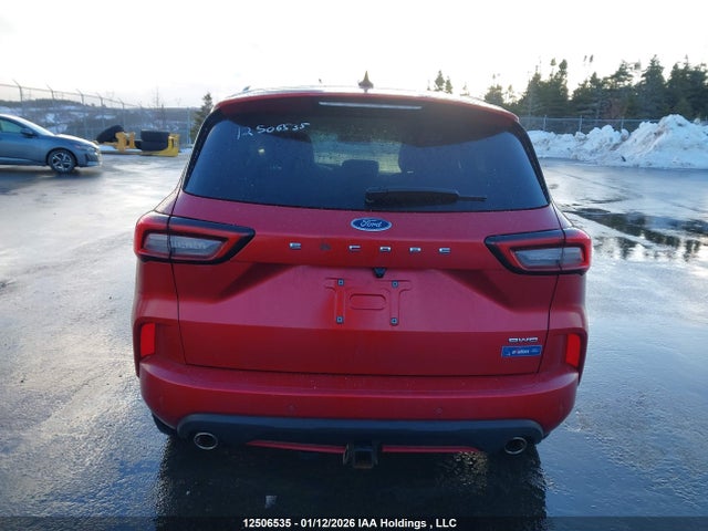 1FMCU9NAXPUA17555 Ford Escape St-line Select