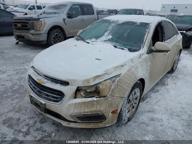 1G1PC5SBXF7207053 Chevrolet Cruze 1lt