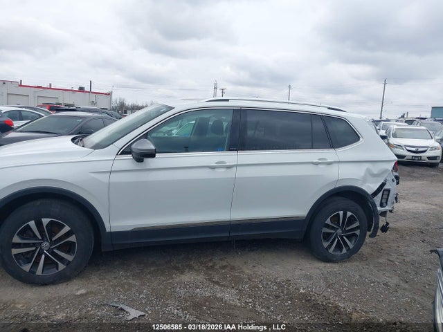 3VV2B7AX3MM042688 Volkswagen Tiguan Se/se R-line Black/sel