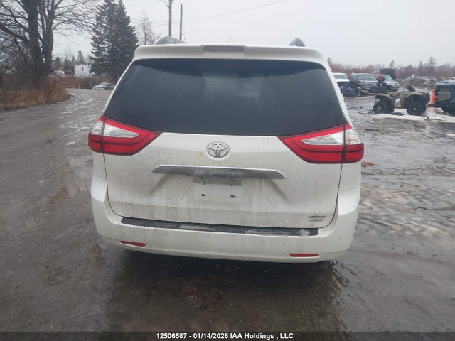 Продаж на аукціоні авто 2018 Toyota Sienna Xle/xle Premium/limited/limited Premium, vin: 5TDDZ3DC7JS203415, номер лоту: 12506587