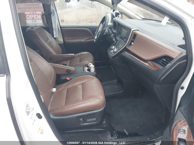 Продаж на аукціоні авто 2018 Toyota Sienna Xle/xle Premium/limited/limited Premium, vin: 5TDDZ3DC7JS203415, номер лоту: 12506587