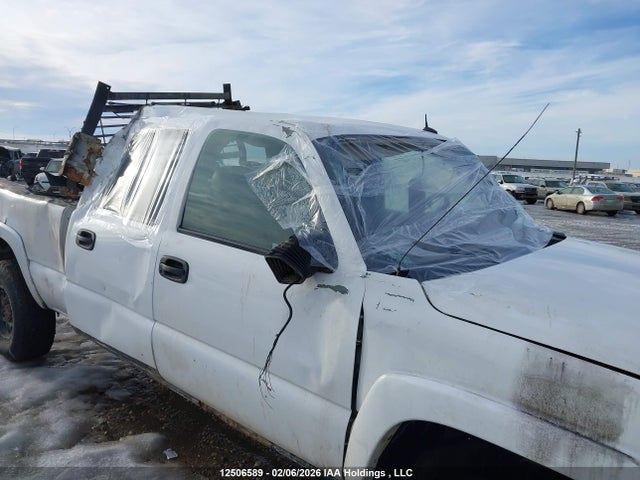 Aukcja sprzedaży 2005 Gmc Sierra K2500 Heavy Duty, vin: 1GTHK232X5F807314, numer aukcji: 12506589
