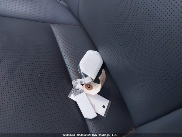 KNDAFFS56R6051401 KIA Ev9 Wind
