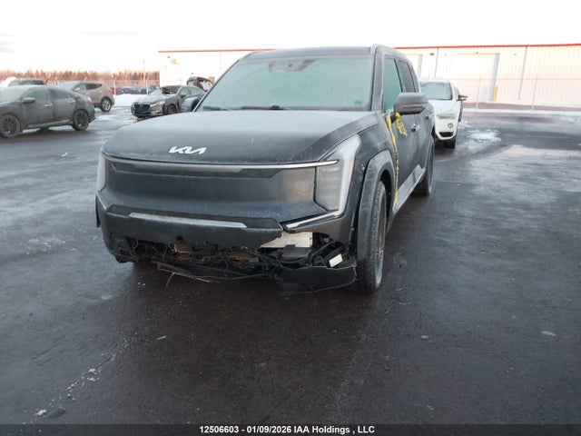 KNDAFFS56R6051401 KIA Ev9 Wind