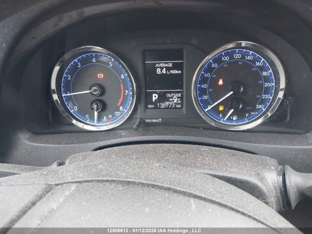 2T1BURHE5KC211334 Toyota Corolla