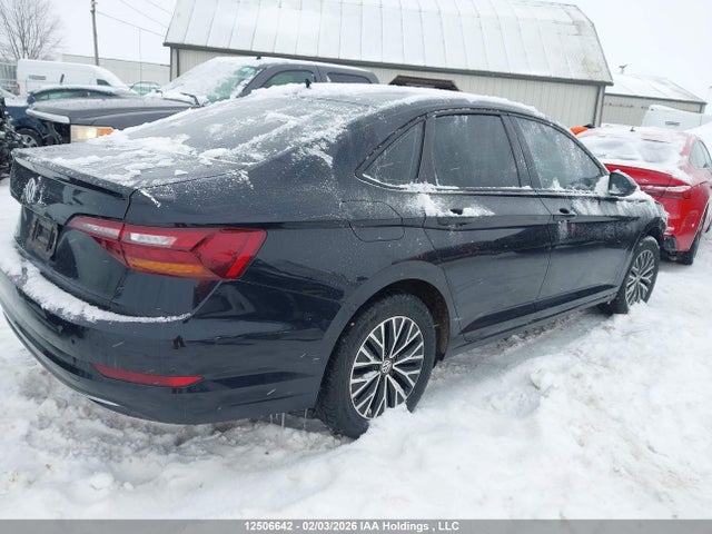 3VWE57BU3KM125099 Volkswagen JETTA SEL