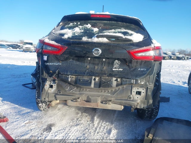 JN1BJ1AW2MW449233 Nissan QASHQAI
