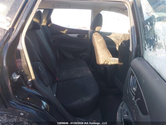 JN1BJ1AW2MW449233 Nissan QASHQAI