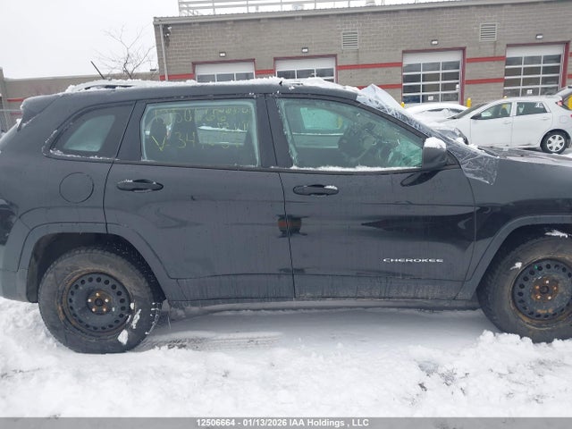 1C4PJMASXGW341657 Jeep Cherokee