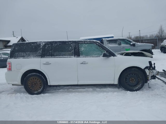 Ford FLEX SEL 2016 2FMHK6C84GBA16238 Image 14