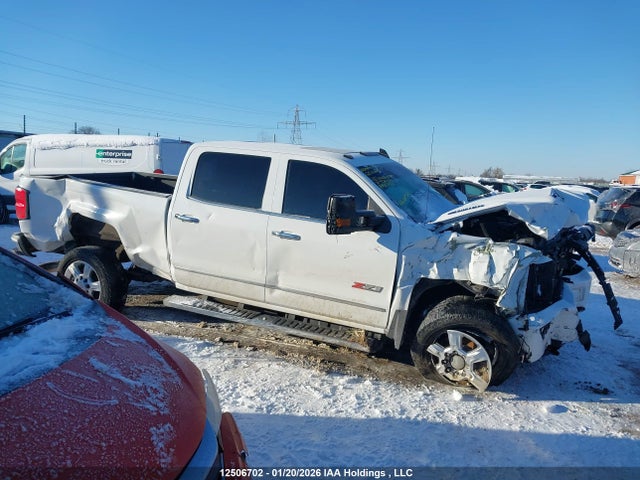 1GC1KWEY7JF131196 Chevrolet Silverado K2500 Heavy Duty Ltz