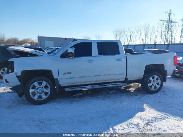 1GC1KWEY7JF131196 Chevrolet Silverado K2500 Heavy Duty Ltz