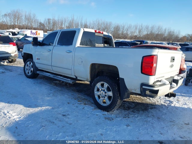 1GC1KWEY7JF131196 Chevrolet Silverado K2500 Heavy Duty Ltz