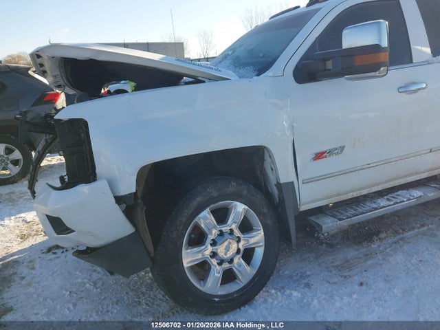 1GC1KWEY7JF131196 Chevrolet Silverado K2500 Heavy Duty Ltz